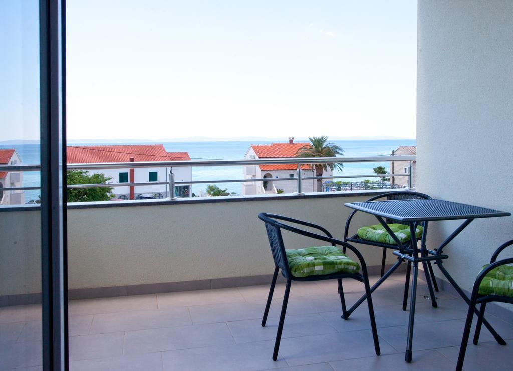 Apartments Diamond Podstrana Room photo